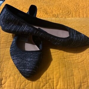 Chic Black Flats by Unknown Brand